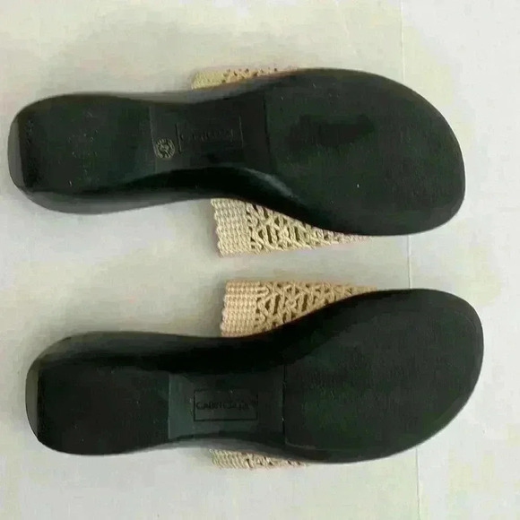 Cabin Creek, woman’s size 7, cream slip on​ - Picture 2 of 3